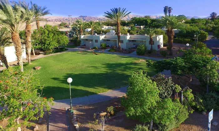 חופשה כפרית בקיבוץ אילות