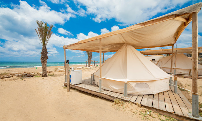 חופשה באוהל ממוזג אטרקציה לילדים