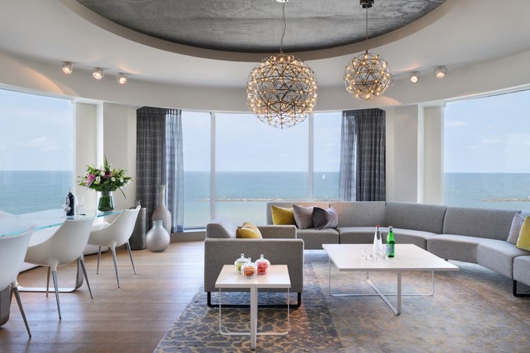 רויאל ביץ' - הקצב של העיר, וסטייל גבוה