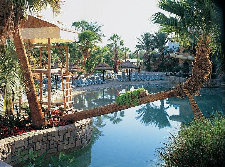 רויאל גארדן (מילואים) - למשרתי המילואים לזוג ללילה 991 ₪ בלבד